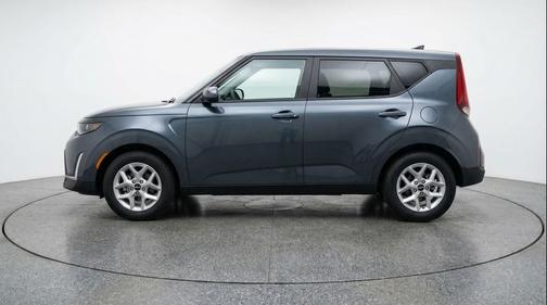 Gravity Gray 2025 Kia Soul LX