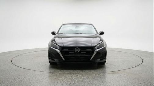 Super Black 2025 Nissan Altima SV FWD