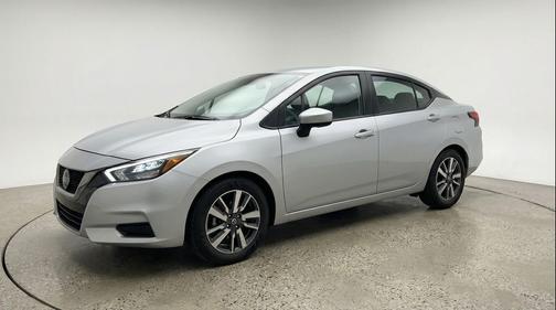 Gun Metallic 2025 Nissan Versa 1.6 SV