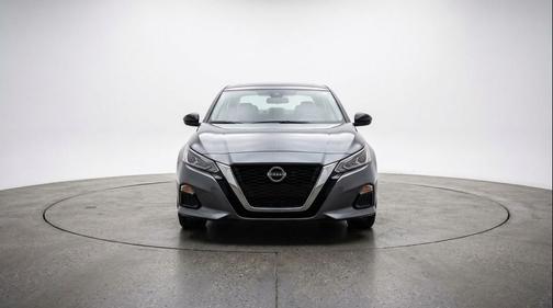 Gun Metallic 2025 Nissan Altima SV FWD
