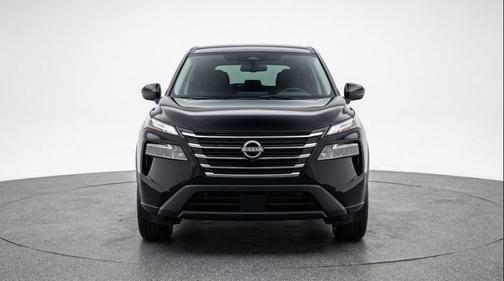 Super Black 2025 Nissan Rogue SV