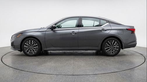 Gun Metallic 2025 Nissan Altima SV FWD