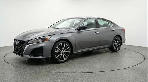Gun Metallic 2025 Nissan Altima SV FWD
