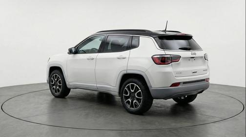Bright White Clearcoat 2025 Jeep Compass Trailhawk