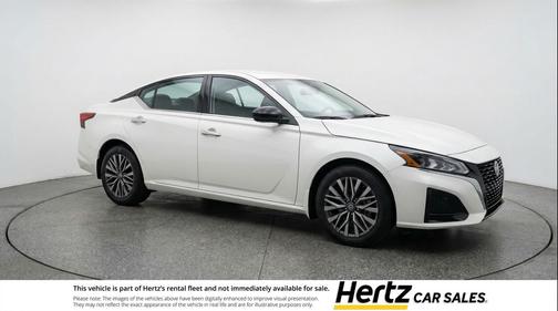 Glacier White 2025 Nissan Altima SV FWD