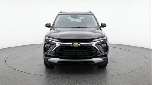Mosaic Black Metallic 2025 Chevrolet Trailblazer LT