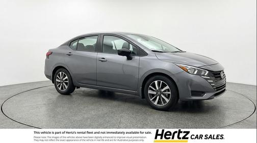 Gun Metallic 2025 Nissan Versa 1.6 SV