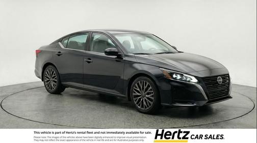 Super Black 2025 Nissan Altima SV FWD