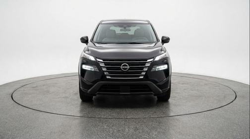Super Black 2025 Nissan Rogue SV