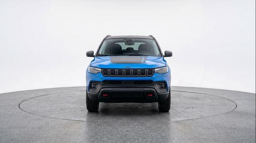 Hydro Blue Pearlcoat 2025 Jeep Compass Trailhawk