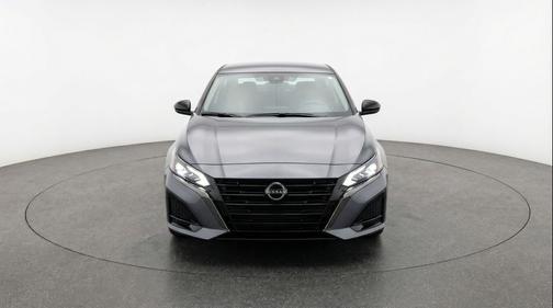 Gun Metallic 2025 Nissan Altima SV FWD