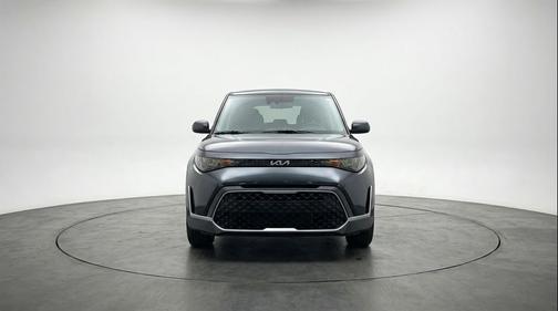 Gravity Gray 2025 Kia Soul LX