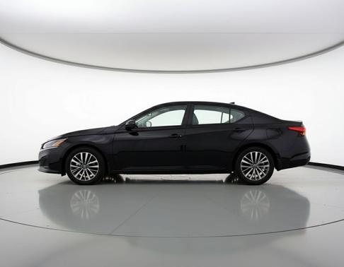 Super Black 2025 Nissan Altima SV FWD