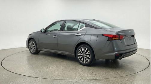 Gun Metallic 2025 Nissan Altima SV FWD