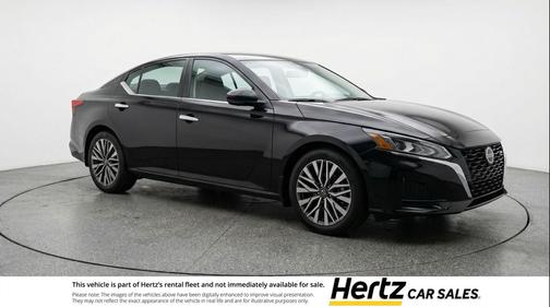 Super Black 2025 Nissan Altima SV FWD