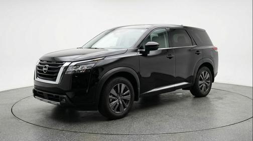Super Black 2025 Nissan Pathfinder SV FWD