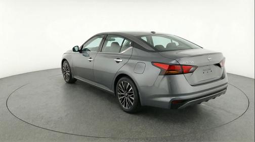 Gun Metallic 2025 Nissan Altima SV FWD
