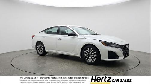Glacier White 2025 Nissan Altima SV FWD