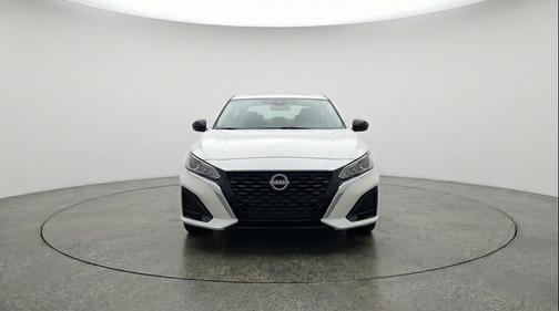 Glacier White 2025 Nissan Altima SV FWD