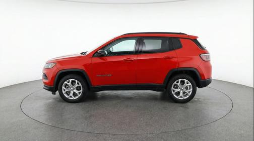 Red Hot Pearlcoat 2025 Jeep Compass Latitude
