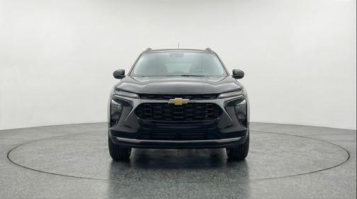Mosaic Black Metallic 2025 Chevrolet Trax LT