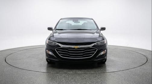 Mosaic Black Metallic 2023 Chevrolet Malibu FWD 1LT