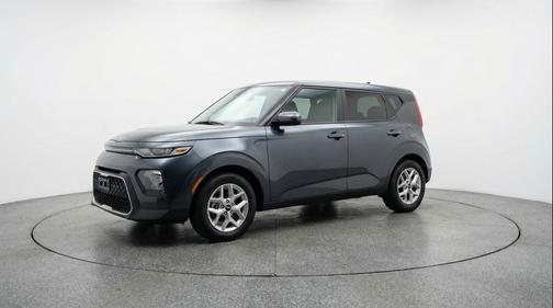 Gravity Gray 2025 Kia Soul LX