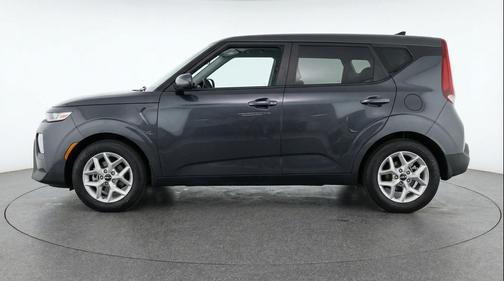 Gravity Gray 2025 Kia Soul LX