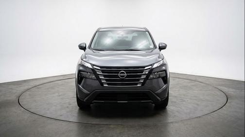 Gun Metallic 2025 Nissan Rogue SV