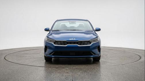 Deep Sea Blue 2025 Kia K4 LXS