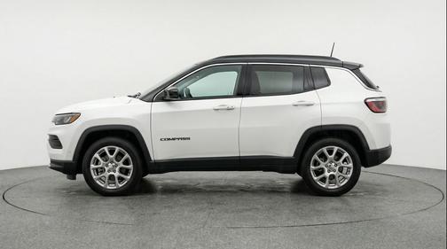Bright White Clearcoat 2025 Jeep Compass Limited