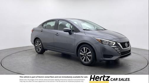 Gun Metallic 2025 Nissan Versa 1.6 SV