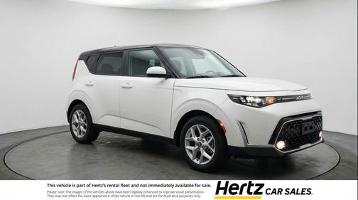Snow White Pearl 2025 Kia Soul LX