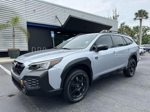Ice Silver Metallic 2024 Subaru Outback Wilderness