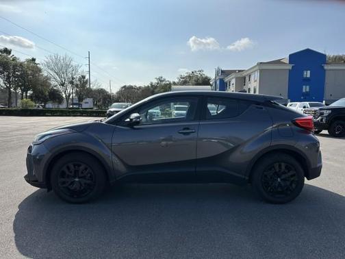2021 Toyota C-HR LE