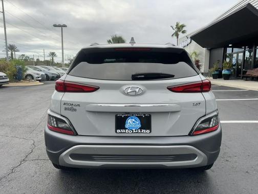 2022 Hyundai KONA Limited