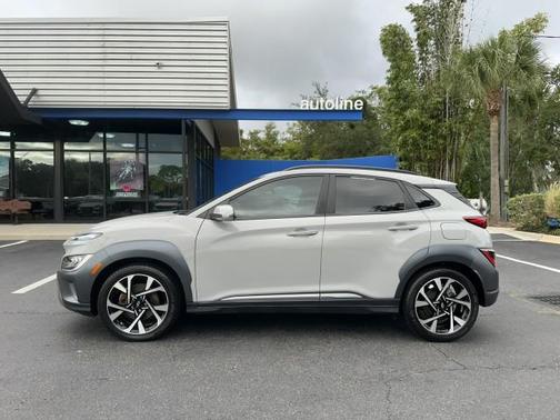 2022 Hyundai KONA Limited