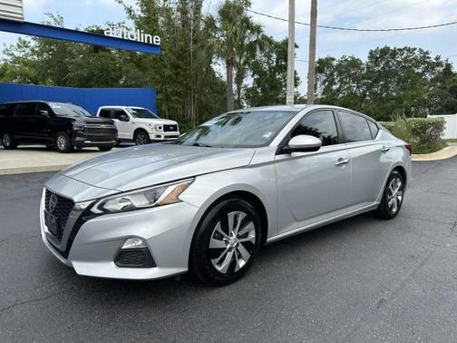 2020 Nissan Altima S FWD