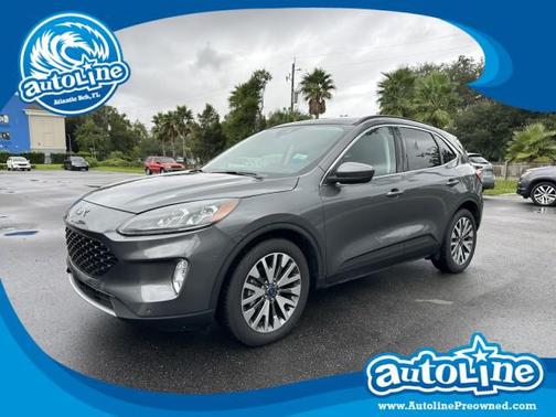 2022 Ford Escape Titanium