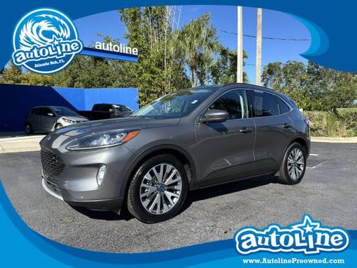 2022 Ford Escape Titanium