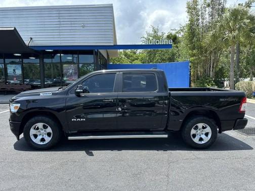 Diamond Black Crystal Pearlcoat 2021 RAM 1500 Big Horn/Lone Star