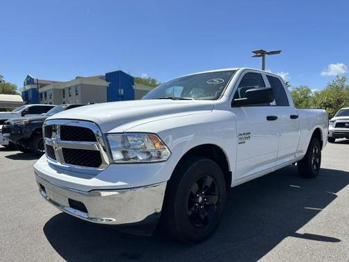 Bright White Clearcoat 2024 RAM 1500 Classic SLT