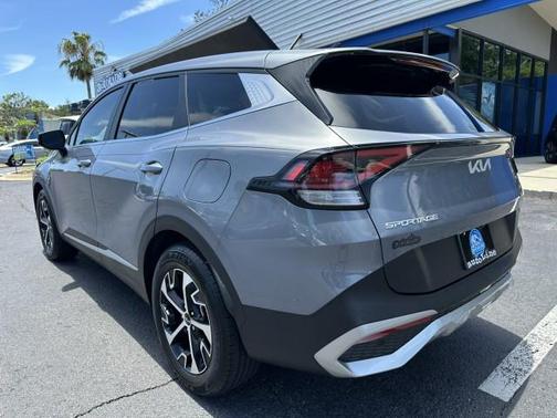 Everlasting Silver 2023 Kia Sportage EX