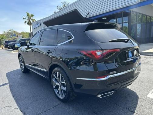 Majestic Black Pearl 2022 Acura MDX Technology Package