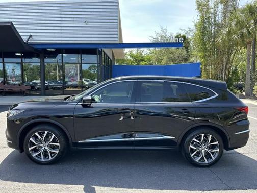 Majestic Black Pearl 2022 Acura MDX Technology Package