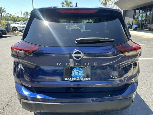 Deep Ocean Blue Pearl 2024 Nissan Rogue SV