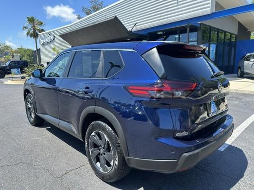 Deep Ocean Blue Pearl 2024 Nissan Rogue SV