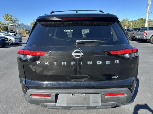 2022 Nissan Pathfinder SV 2WD