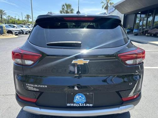 Mosaic Black Metallic 2025 Chevrolet Trailblazer LT