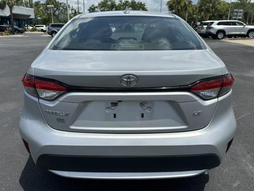 Classic Silver Metallic 2022 Toyota Corolla LE